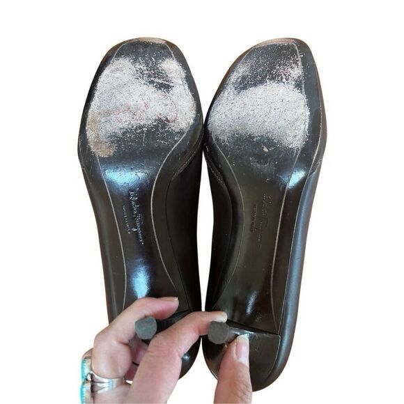 Salvatore Ferragamo Brown Leather Square Toe Pumps Heels Horse Bit Size 8.5 C US - Picture 10 of 12